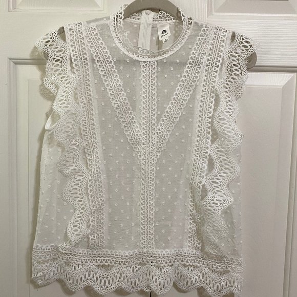 Flawless Tops - Flawless by Vici White Eyelet and Lace Blouse Size Medium - Like New